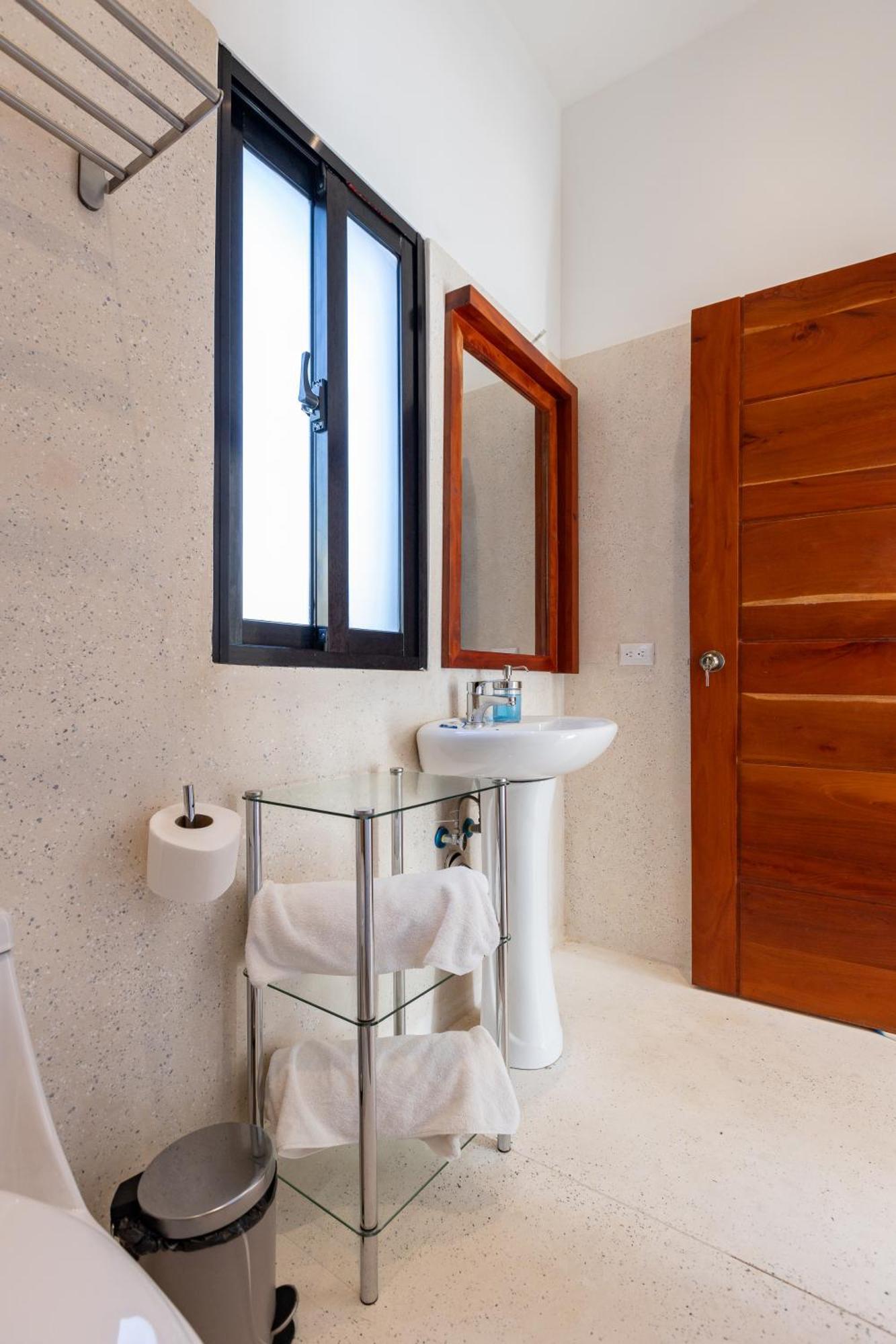Maria Juana, Hostal Las Terrenas Ngoại thất bức ảnh